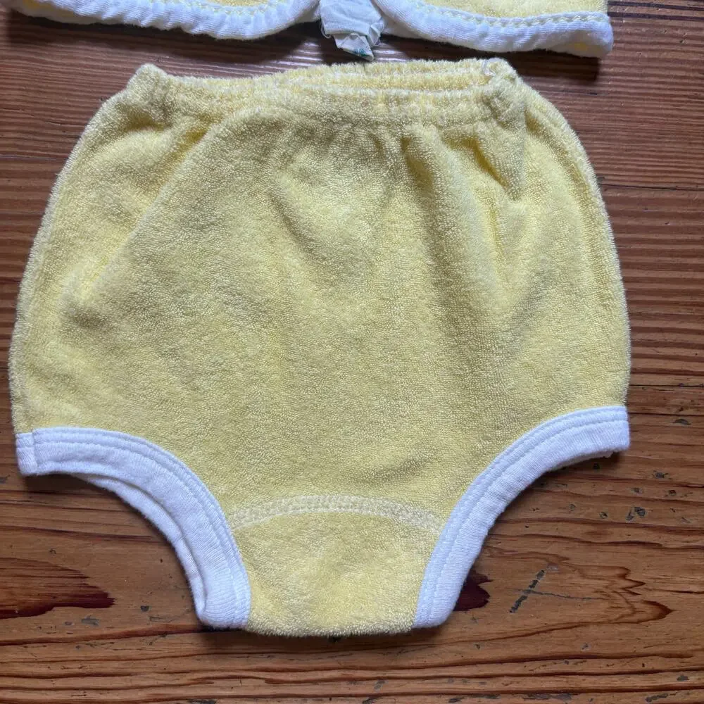 Vintage yellow white terry cloth‎ owl peek a boo snap vest shorts set SIZE 6-9M